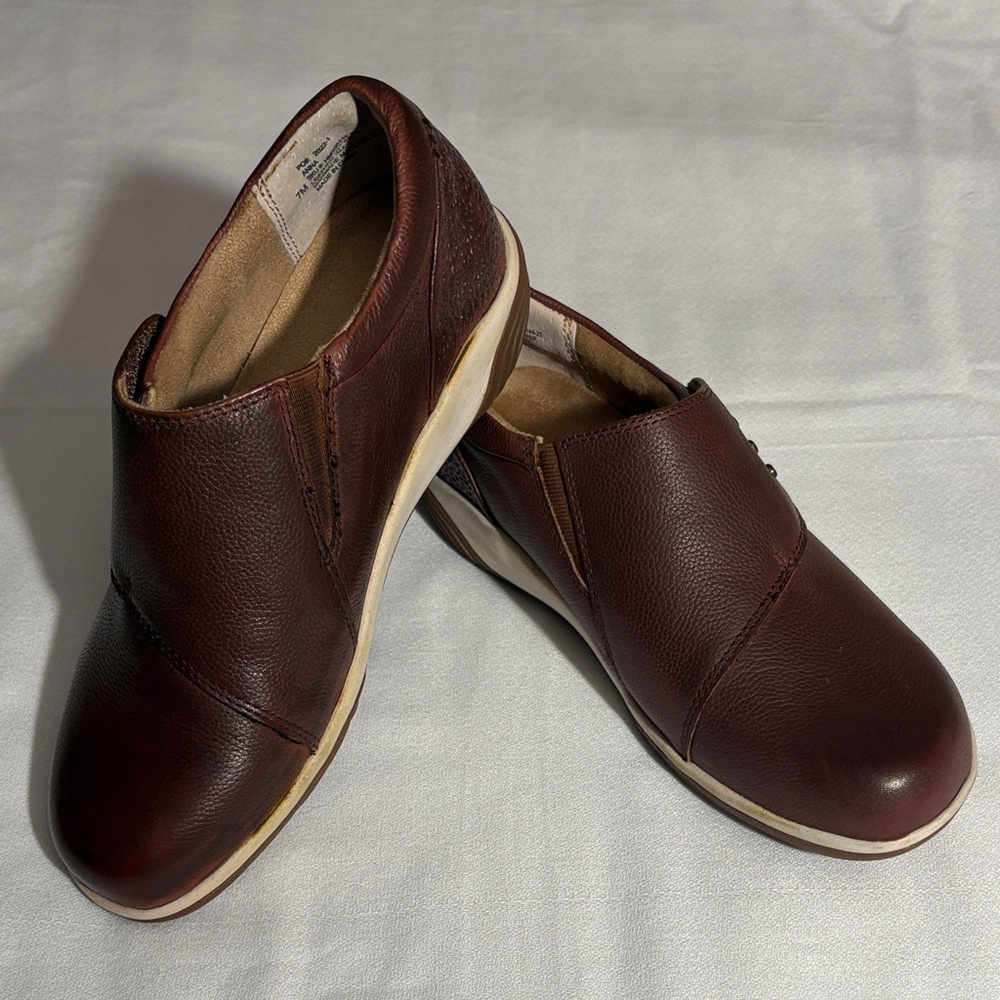 Halsa Anna Footwear Women's Brown Leather Clogs Like New! Size 7